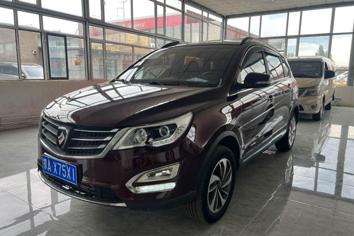 宝骏 560 1.5T 手动豪华型