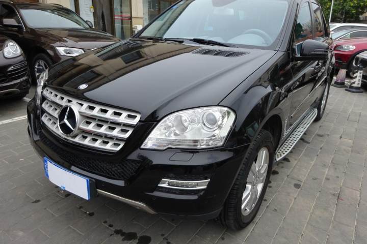 奔驰 M级 2010款 ML 300 4MATIC