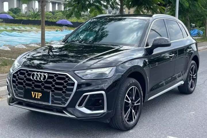 奥迪 Q5L 40 TFSI 时尚动感型