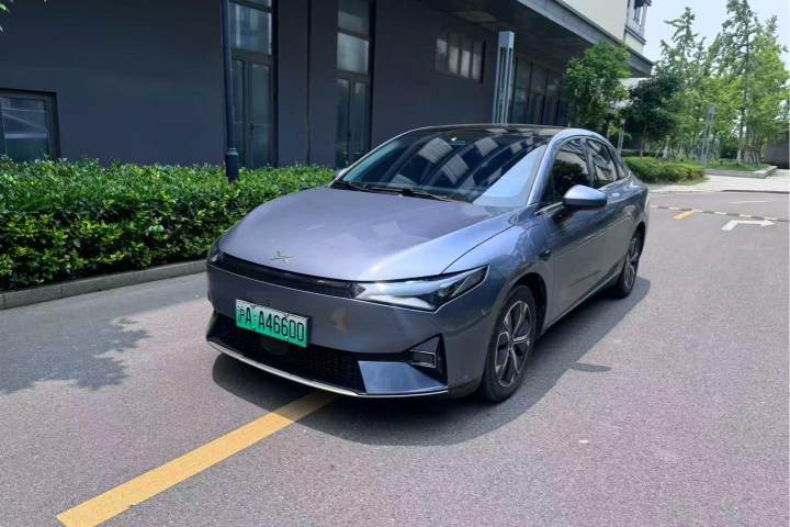 小鹏 P5 550P