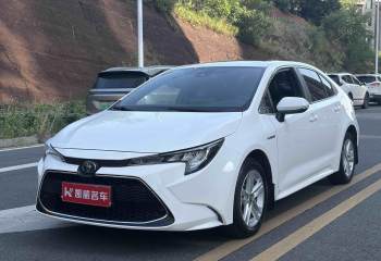丰田 雷凌 2021款 双擎 1.8H ECVT豪华版