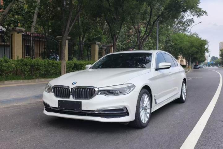 宝马 5系 2019款 改款 530Li 尊享型 豪华套装