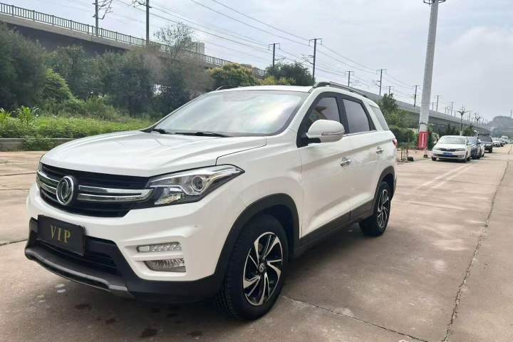 东风风光 风光S560 1.8L 手动舒适型 7座