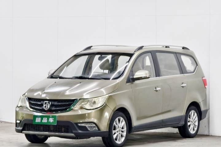宝骏 730 1.5L 手动舒适型 7座
