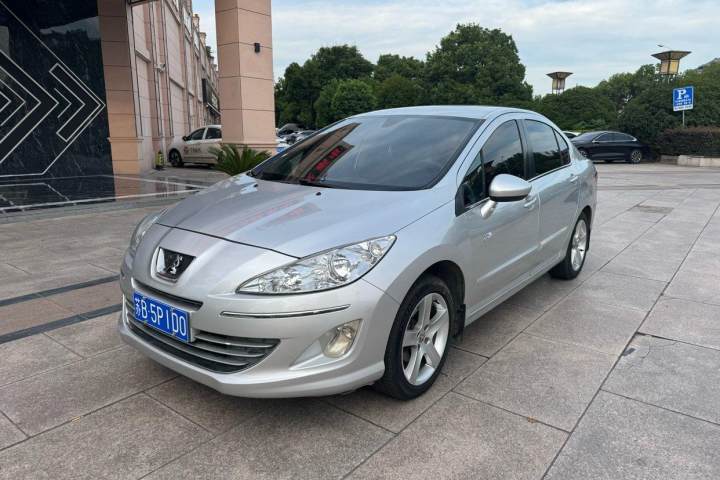 标致 408 2.0L 自动舒适版