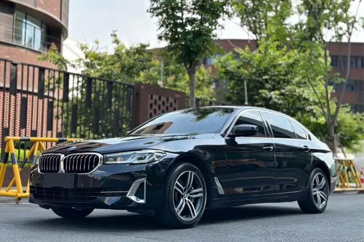 宝马 5系 改款二 530Li 领先型 豪华套装