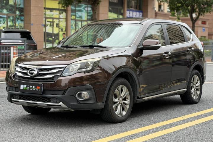 广汽传祺 传祺GS5 Super 2015款 2.0L 自动两驱精英版