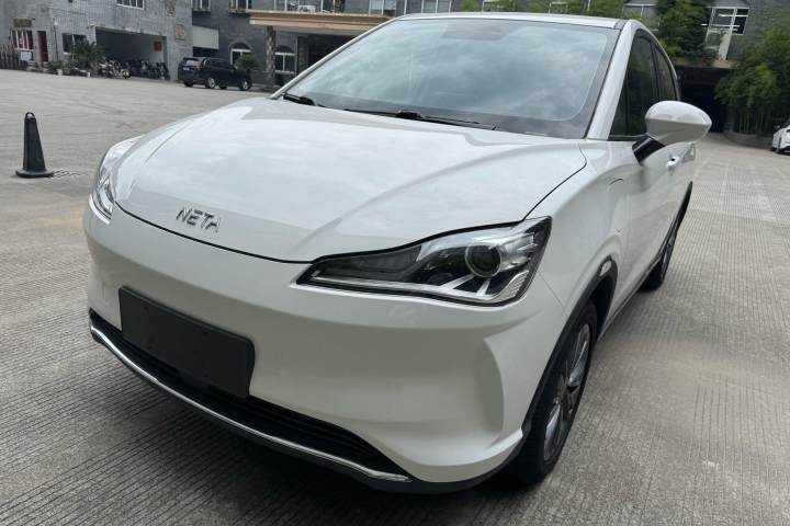 哪吒汽车 哪吒V 2022款 潮 400 Lite