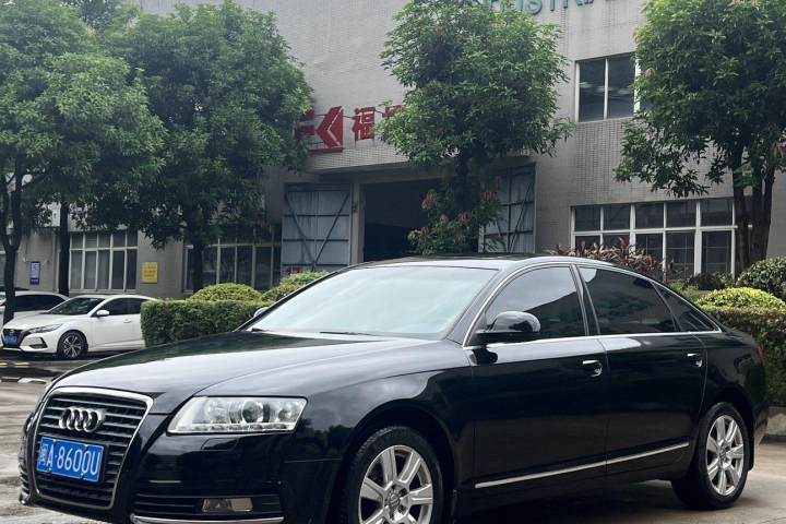 奥迪 A6L 2.4L 舒适型
