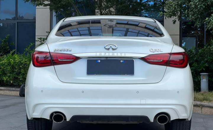 英菲尼迪 Q50L 2018款 2.0T 进享版 国V