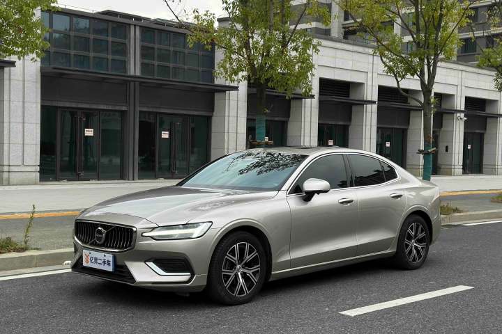 沃尔沃 S60 B4 智逸豪华版