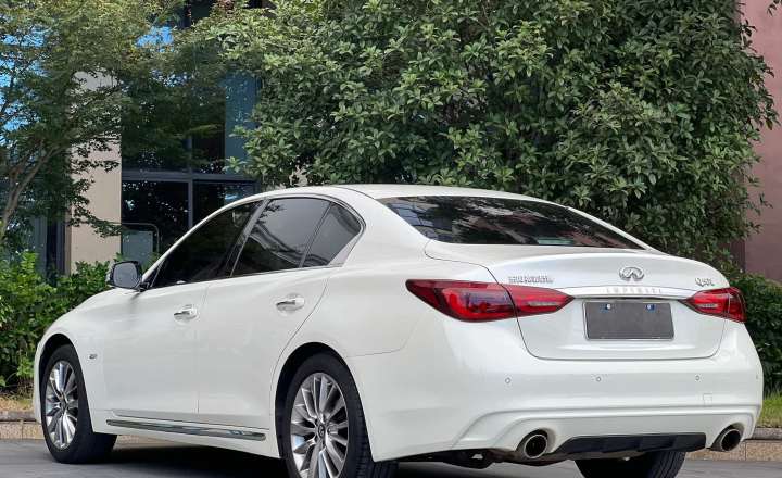 英菲尼迪 Q50L 2018款 2.0T 进享版 国V