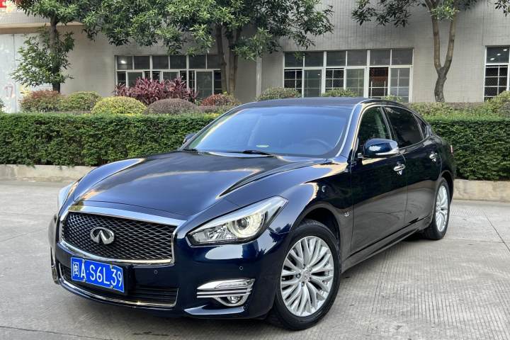 英菲尼迪 Q70 Q70L 2.5L 悦享版
