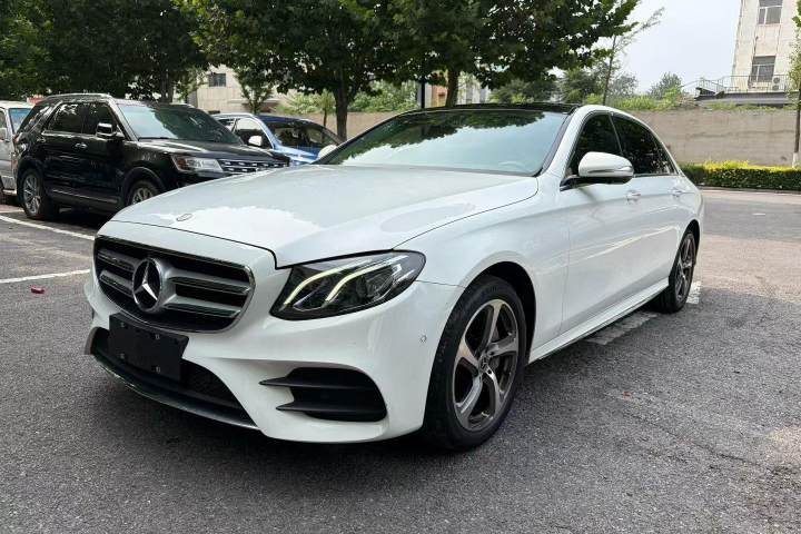 奔驰 E级 2018款 E 300 L 运动豪华型