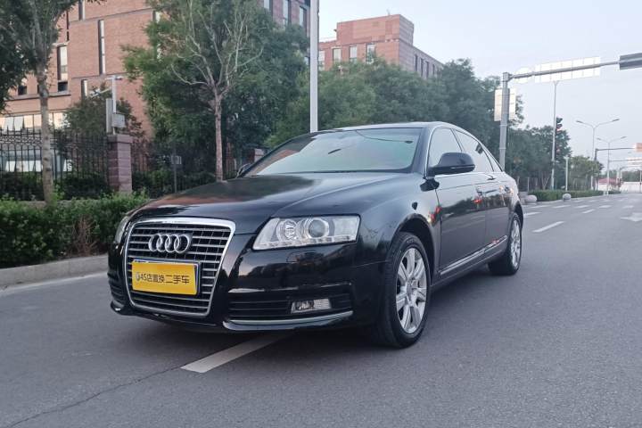 奥迪 A6L 2.4L 豪华型