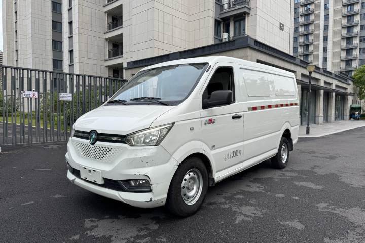 东风御风 御风EM26 标准版 41.472kWh 河南锂动