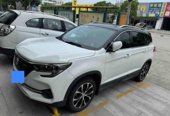 东风风行 风行T5 2021款 1.5T 自动豪华型