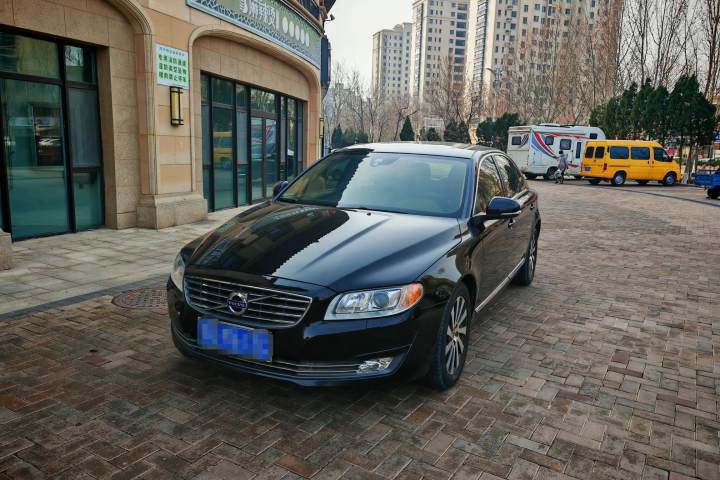 沃尔沃 S80L 2.0T T5 智逸版