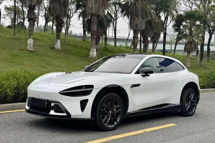 小米汽车 小米YU7 超长续航高性能四驱Max版