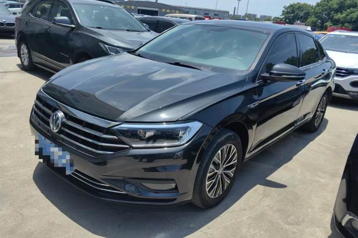大众 速腾 2021款 200TSI DSG时尚智联版