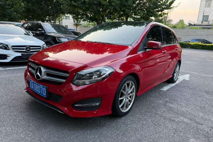 奔驰 B级 2015款 B 200 动感型