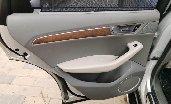 奥迪 Q5 2012款 2.0TFSI 进取型