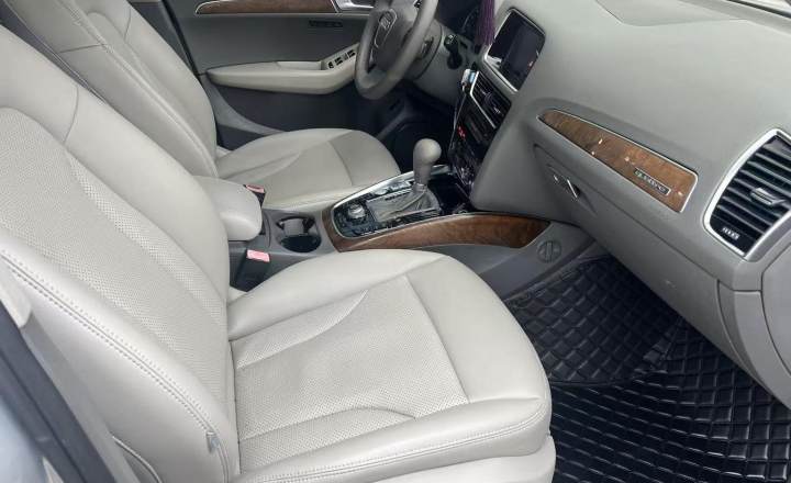 奥迪 Q5 2012款 2.0TFSI 进取型