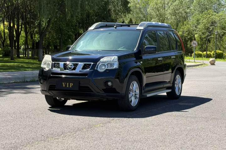 日产 奇骏 2.5L XV CVT 4WD