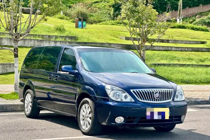 别克 GL8 2.4L LT行政版