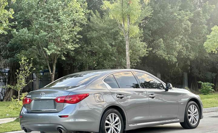 英菲尼迪 Q50L 2016款 2.0T 悦享版