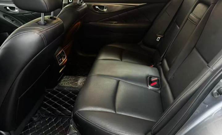 英菲尼迪 Q50L 2016款 2.0T 悦享版