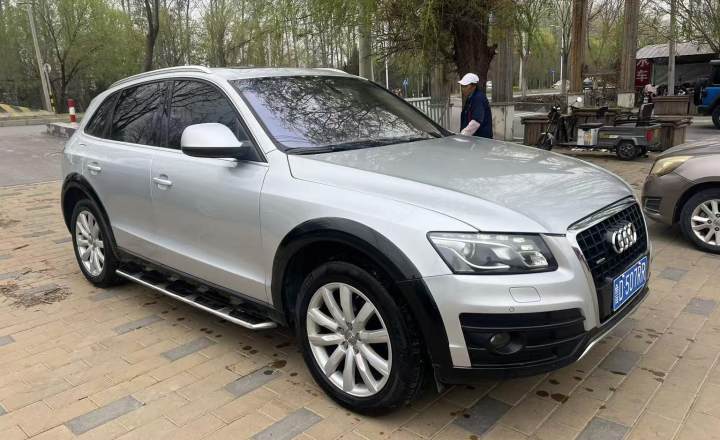 奥迪 Q5 2012款 2.0TFSI 进取型