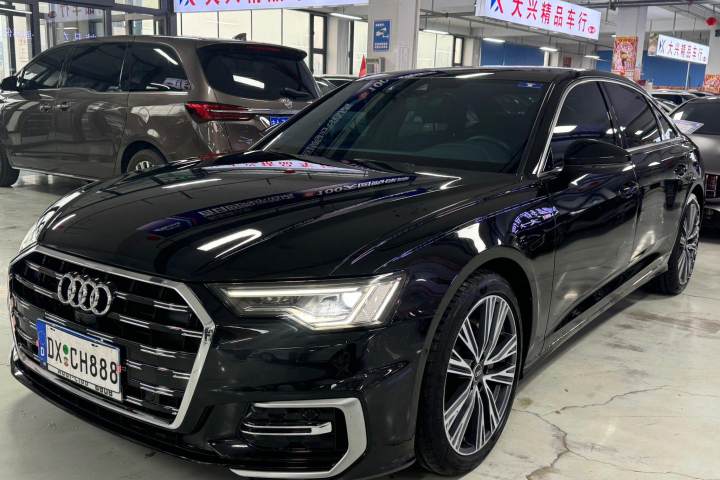 奥迪 A6L 45 TFSI 臻选动感型
