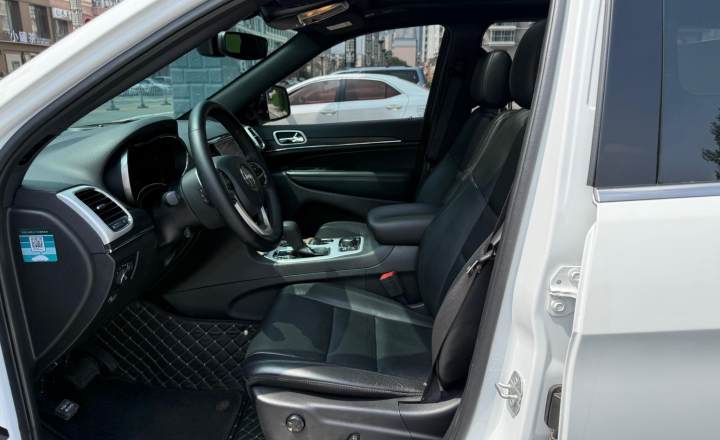 Jeep 大切诺基(进口) 2020款 3.0L 精英导航版