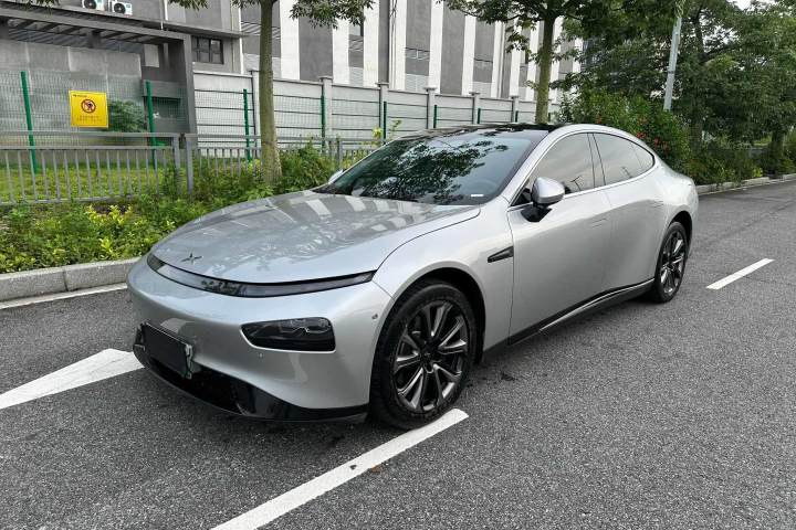 小鹏 P7 480E+