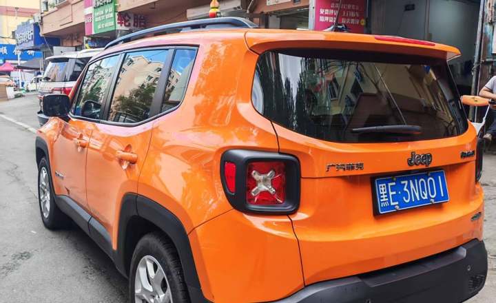 Jeep 自由侠 2017款 180T 自动劲能版
