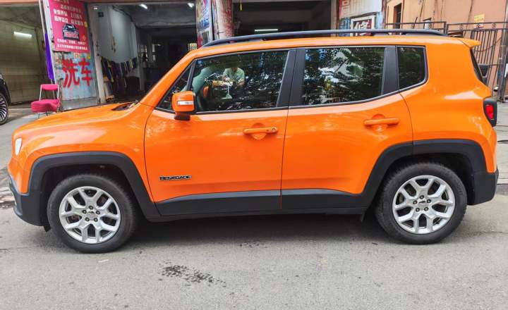 Jeep 自由侠 2017款 180T 自动劲能版