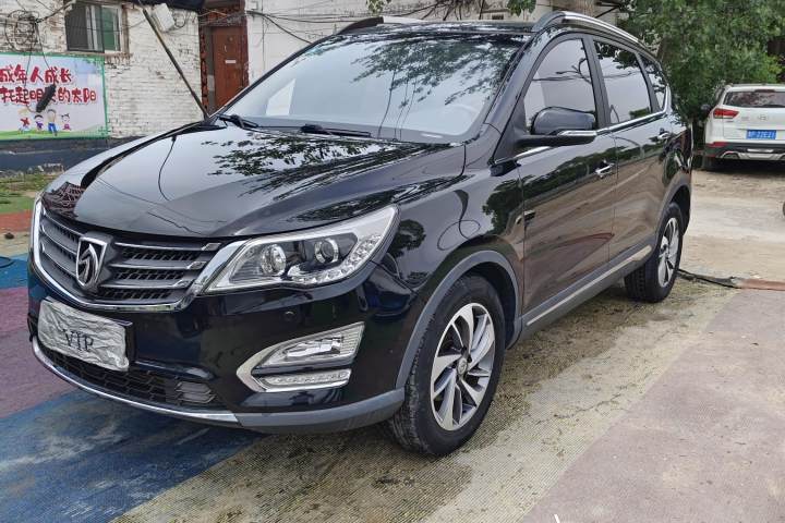 宝骏 560 1.5T 手动豪华型