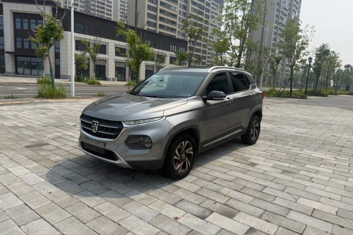 宝骏 510 1.5L 自动豪华型