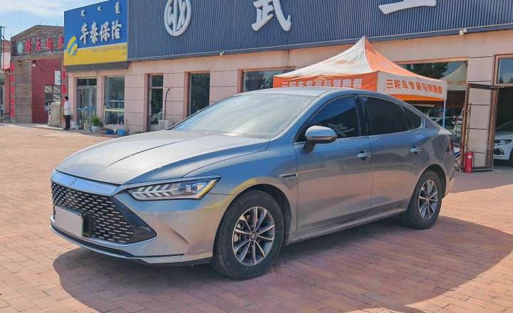 比亚迪 秦PLUS 2024款 荣耀版 EV 510KM领先型