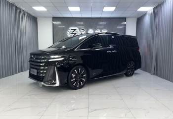 丰田 威尔法 2024款 皇冠 双擎 2.5L 至尊行政版