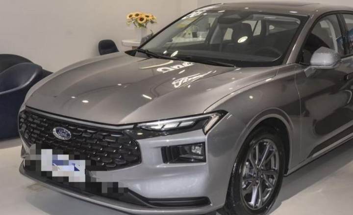 福特 蒙迪欧 2025款 2.0T EcoBoost 豪华型