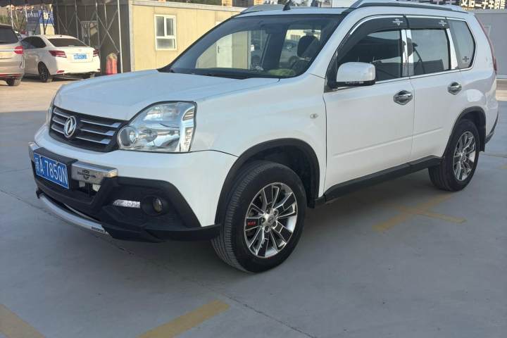 东风风度 MX6 2.0L CVT两驱卓越版