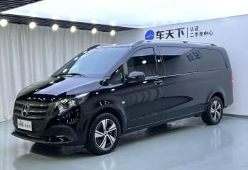奔驰 威霆 2024款 2.0T 精英版 7座