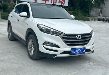 现代 途胜 2018款 1.6T 双离合两驱15周年特别版
