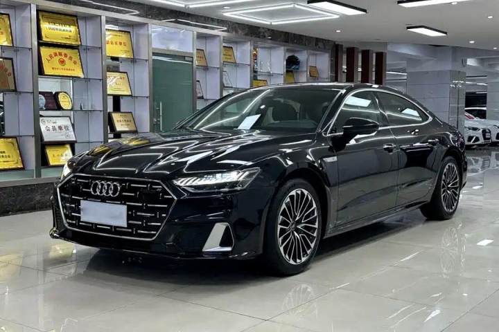 奥迪 A7L 45 TFSI 豪华型