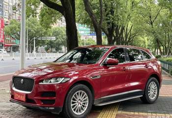 捷豹 FPACE 2016款 2.0T 两驱都市尊享版