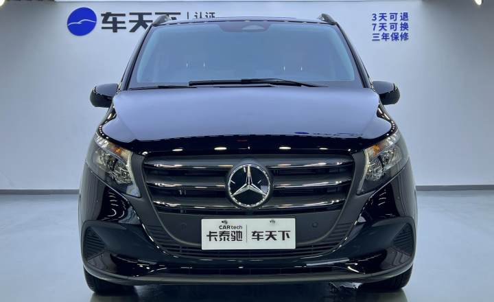 奔驰 威霆 2024款 2.0T 精英版 7座
