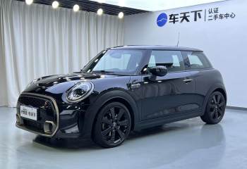 MINI 2023款 2.0T COOPER S 国王十字特别版