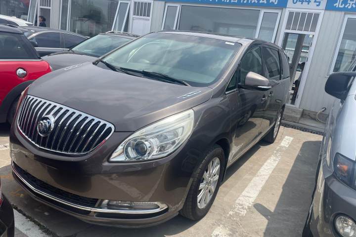 别克 GL8 2013款 3.0L XT豪华商务旗舰版